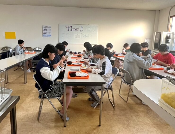 小林西高等学校 生徒寮の写真